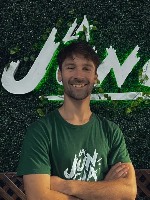 Fernando Sepúlveda | Coach de parkour y acrobacias | Pedagogía en Educación física | Certificación ADAPT N°1 y FENAGICHI